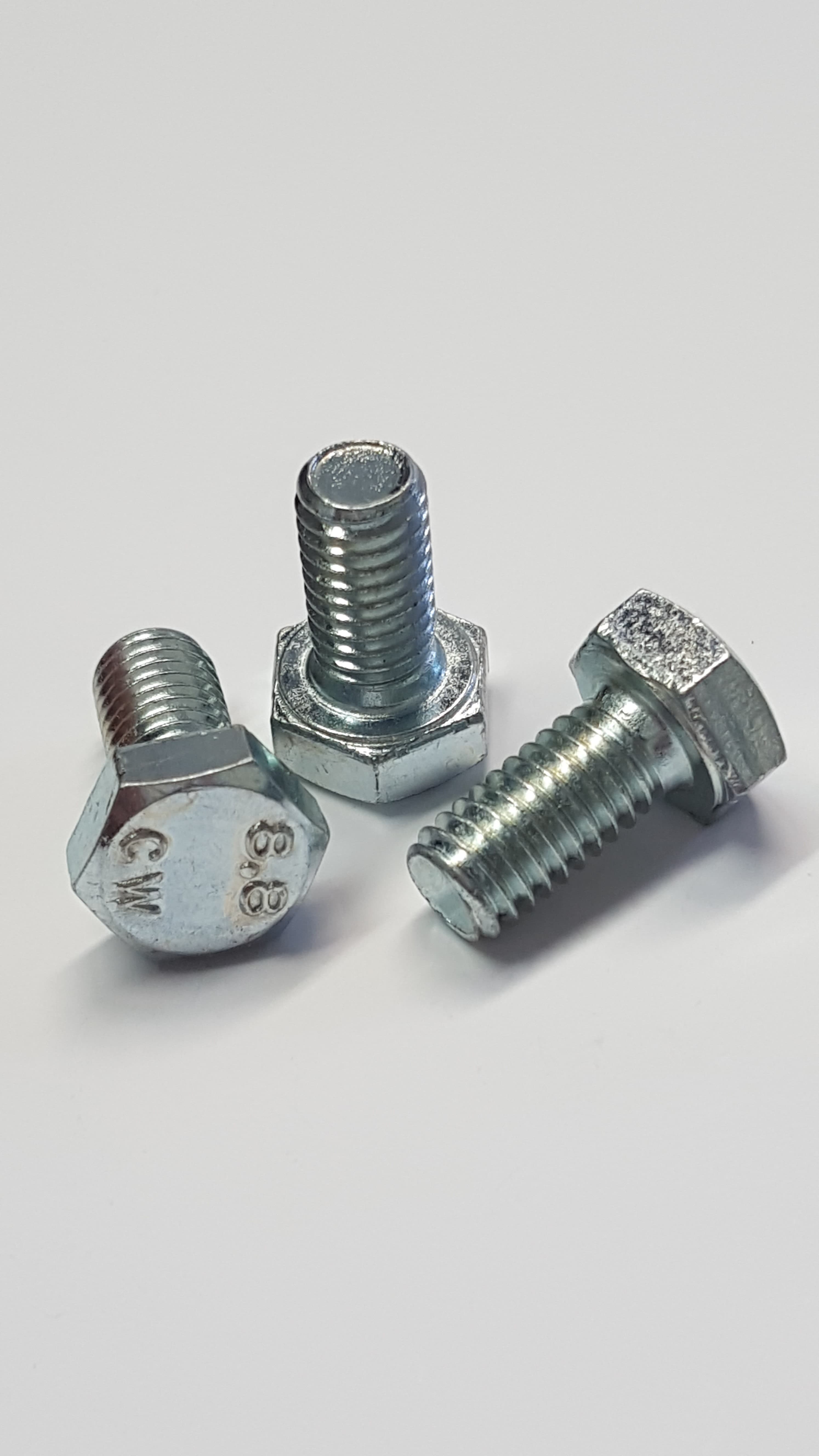 Befestigung Schraube Pumpenbügel