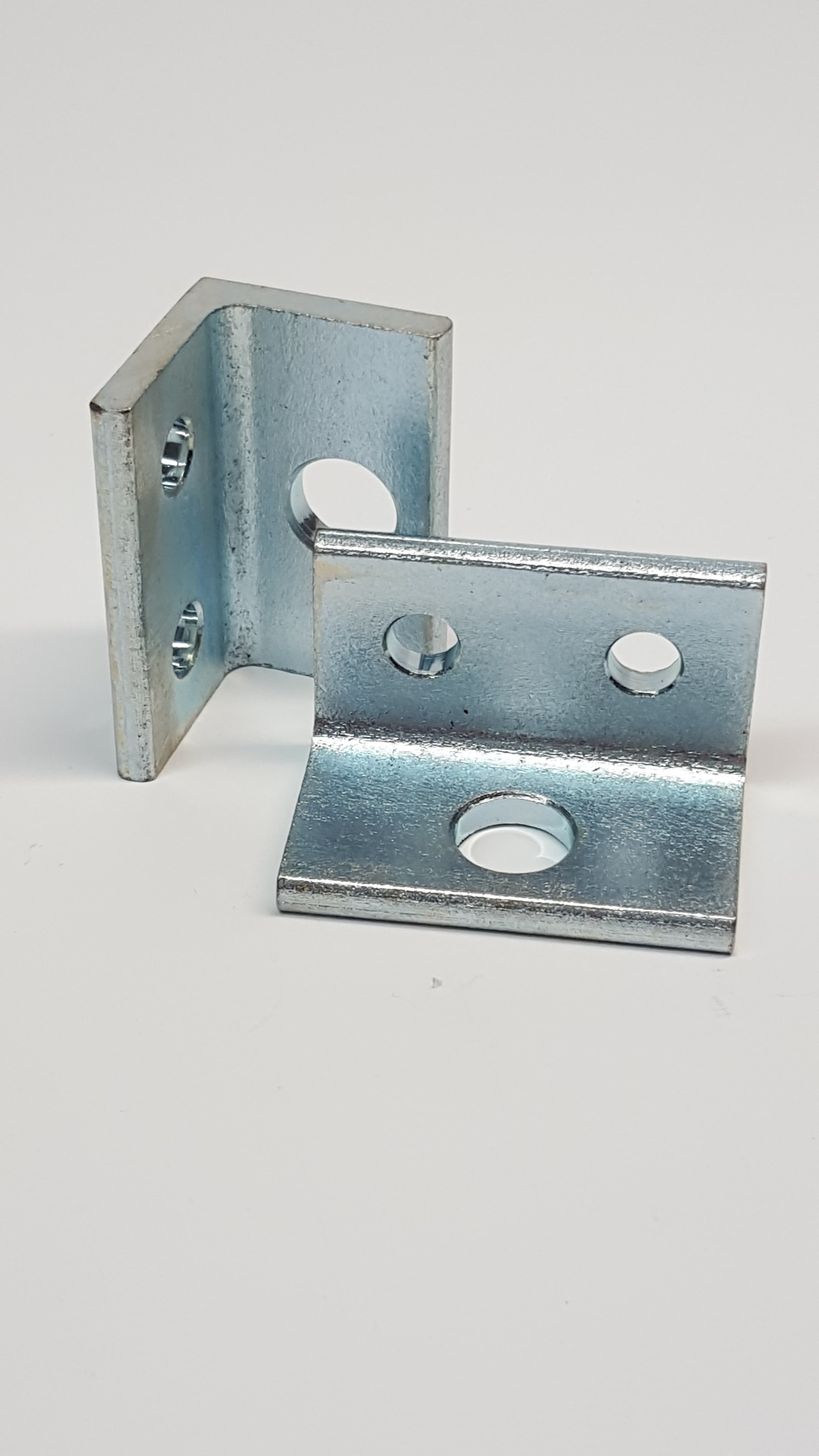 Winkelb. Pumpenbügelhalter